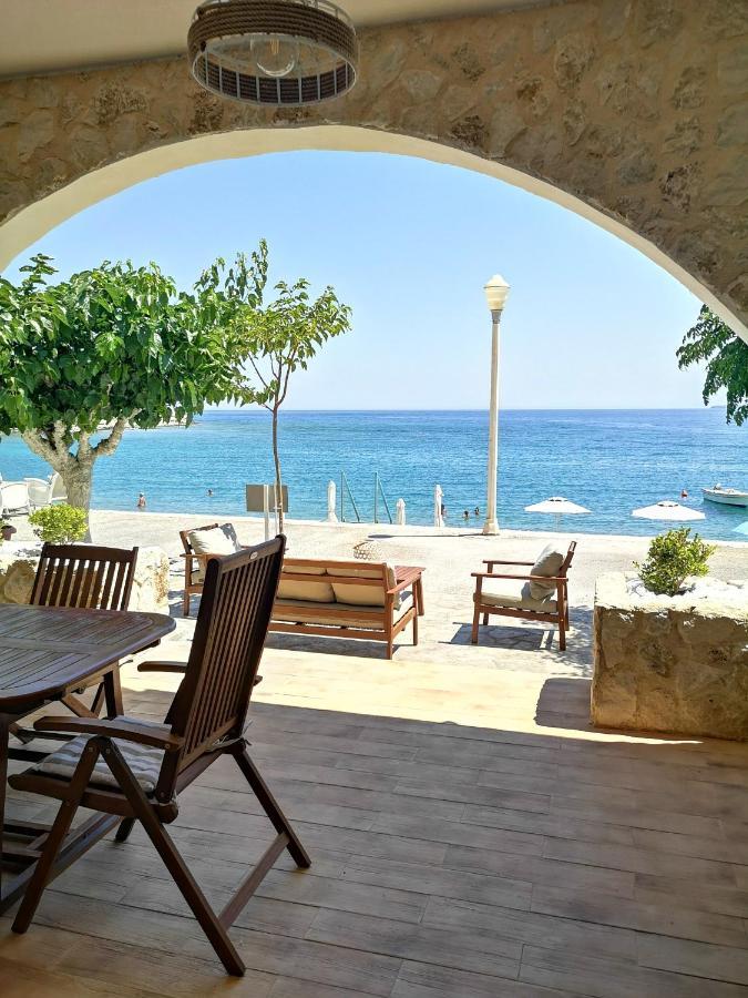 Relax Seaside House By Living In Blue Villa Haraki Eksteriør billede
